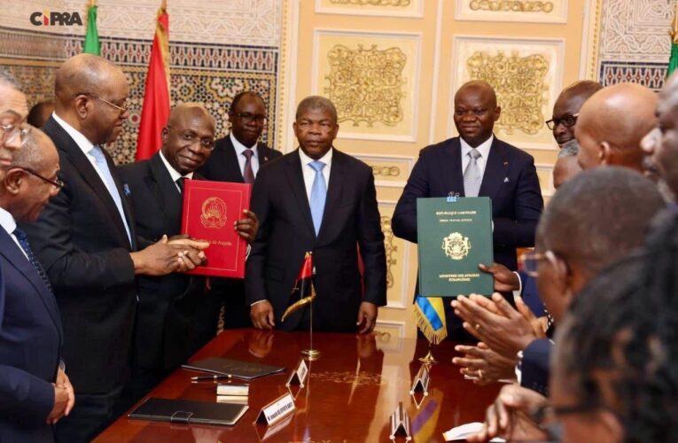 RESIDENTE JOÃO LOURENÇO RECEBIDO COM HONRAS NO PALÁCIO DE LIBREVILLE