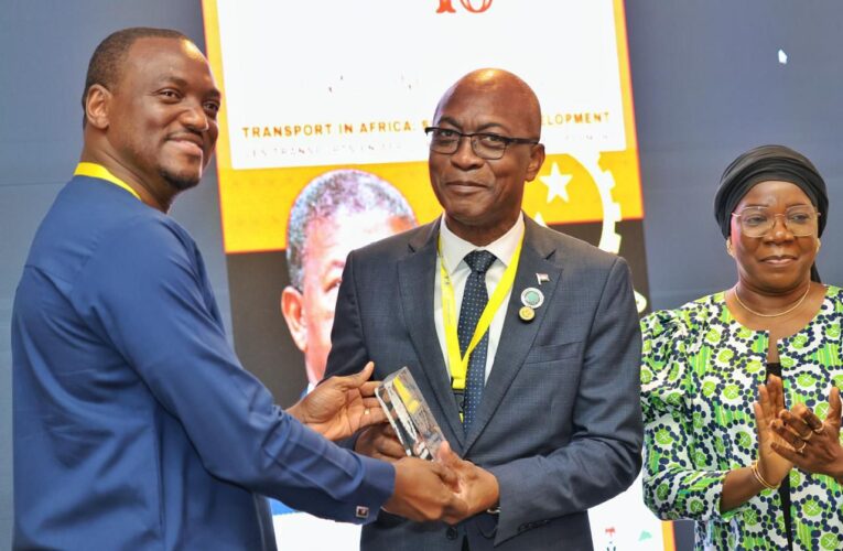 PRESIDENTE JOÃO LOURENÇO DISTINGUIDO COM O PRÉMIO THE AFRICA ROAD BUILDERS- TROFÉU BABACAR NDIAYE