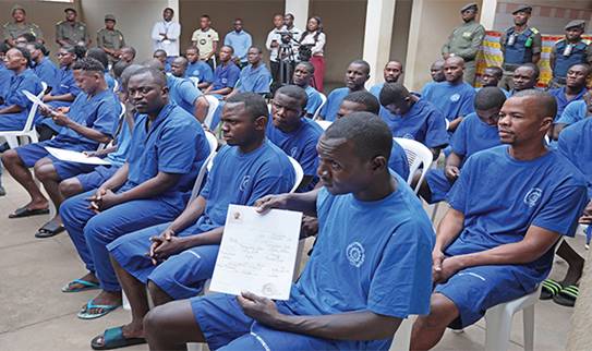 Presidente da República concede indulto a 300 cidadãos nacionais