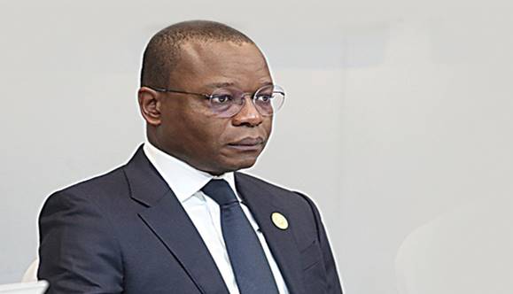 Líder do Parlamento realça importância dos Grandes Lagos para paz em África