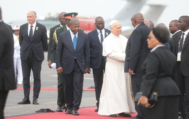 Último adeus: Papa deixa Angola